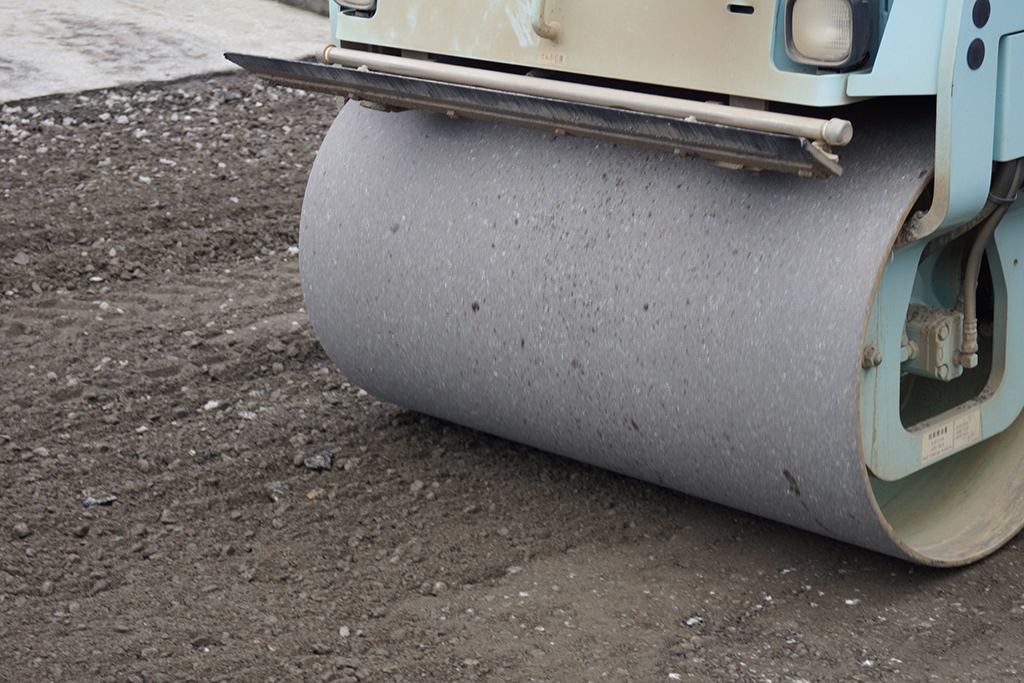 アスファルト舗装工事業務