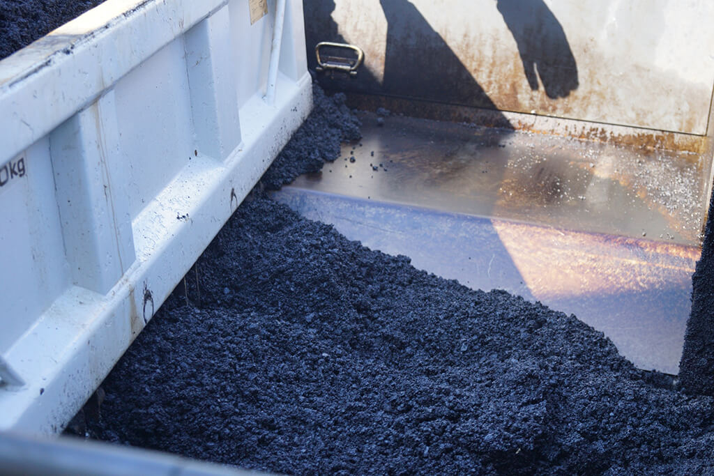 アスファルト舗装工事業務